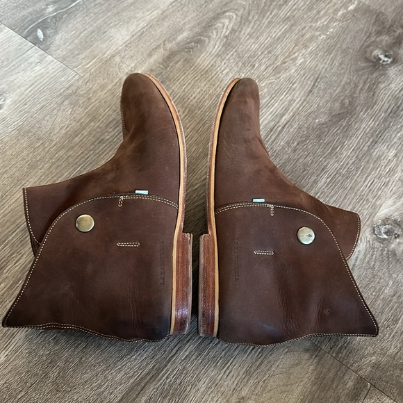 LA Zapateria Handmade Brown Snap Button Leather Booties - Picture 8 of 13